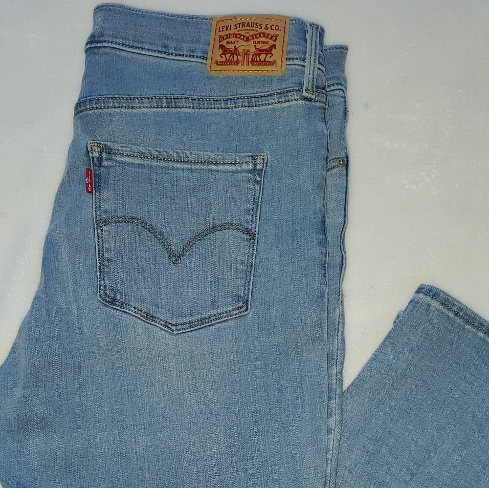 LIGHT BLUE 311 LEVI JEANS